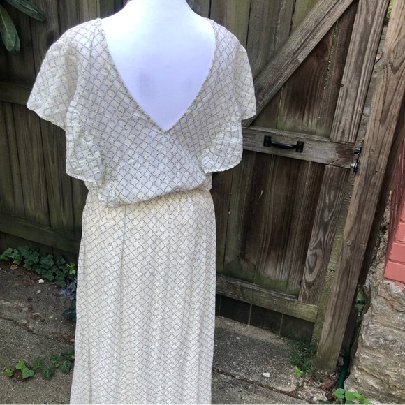 V Neck Maxi Cowgirl Freeflowing Floral Cotton Dress - Picture 3 of 13